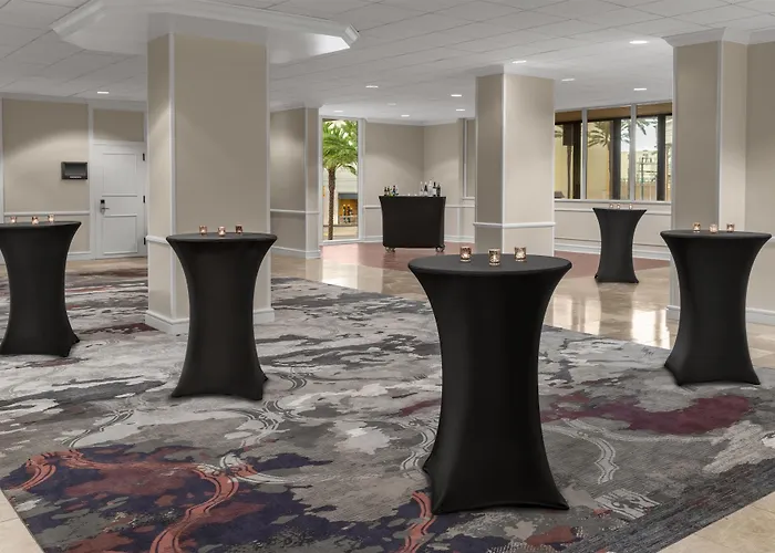 Doubletree By Hilton New Orleans